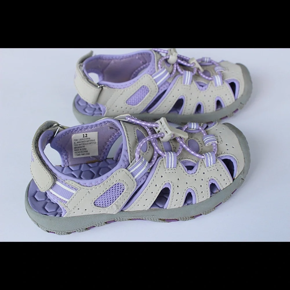 Khombu Outdoor Sandals . Size 12